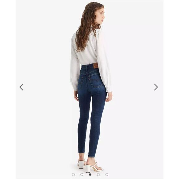 Levi’s 701 High Rise Super Skinny Dark Wash Women’s Jeans 31x30 Perfect! - Picture 3 of 10
